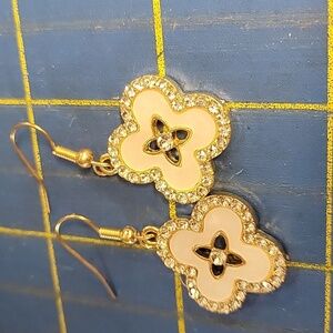 Gold Tone & Pink Enamel Floral Earrings New